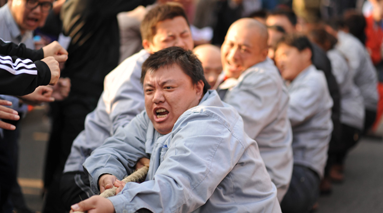 2012年海隆首屆職工運動(dòng)會(huì )--拔河比賽